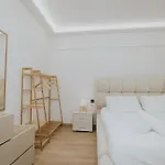 Apartment Ds *