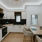 Ds *