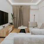 Apartment Ds *
