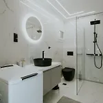 Ds *